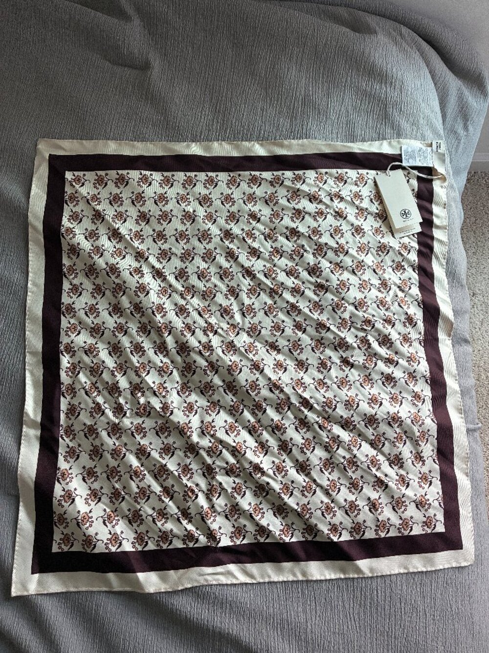 Tory Burch Curly Ditsy Double Sided Silk Square Scarf NWT $248 Ivory Pink